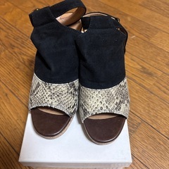 サンダル