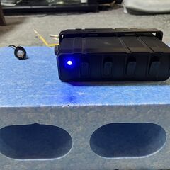 12Vオン/オフロッカートグル４スイッチボックス