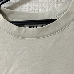 UNIQLO ティシャツの画像