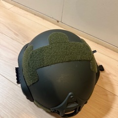 サバイバルゲーム用ヘルメットの画像