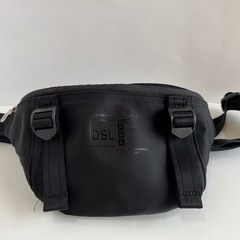 DIESEL
メンズボディバッグ　ブラック　美品の画像