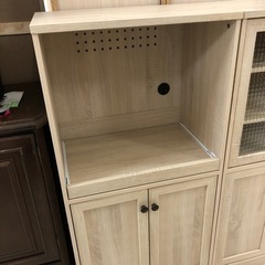 レンジ台二枚扉ベージュ【トレファク堺福田店】の画像