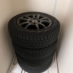 スタッドレスタイヤ 175/70R14 ヤリス対応 冬タイヤ 4本セットの画像