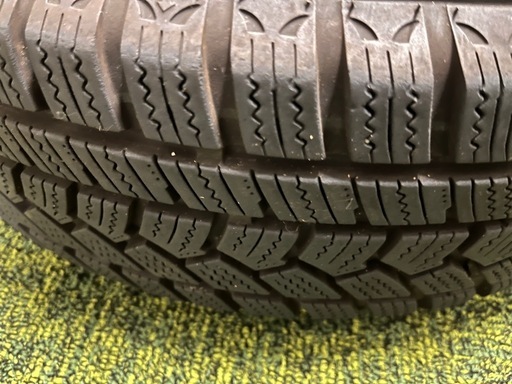 スタッドレスタイヤ 175/70R14 ヤリス対応 冬タイヤ 4本セット