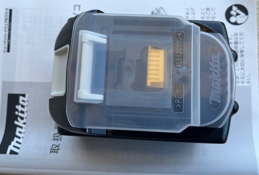 マキタ18v純正バッテリー‼️税込み（未使用）