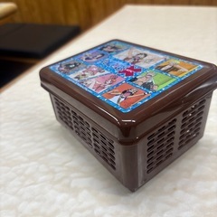 ワンピース小物入れとアイスクリーマー
の画像