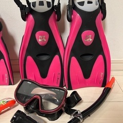 【決まりました】シュノーケルセット　フィン付きの画像