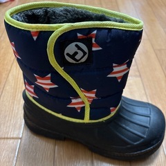 キッズ　スノーブーツ　21-22センチの画像
