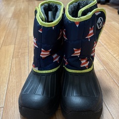 キッズ　スノーブーツ　21-22センチ