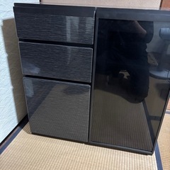 収納家具の画像