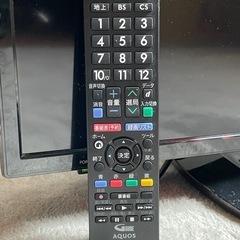 綺麗です。SHARP シャープ AQUOS アクオス LC-40E40 40型ハイビジョンテレビの画像