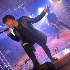 布袋寅泰ギタリストさん急募！