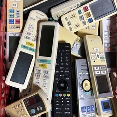 リモコン 清掃・検品済み 超大量 2,200本 在庫全てまとめ売り　の画像