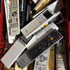 リモコン 清掃・検品済み 超大量 2,200本 在庫全てまとめ売り　の画像
