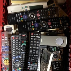 リモコン 清掃・検品済み 超大量 2,200本 在庫全てまとめ売り　の画像