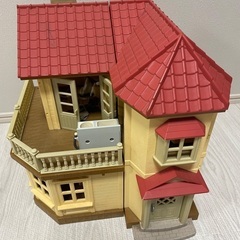 メルカリ出品中、間も無く終了/2500円シルバニアファミリーまとめ売り（人形つき！の画像