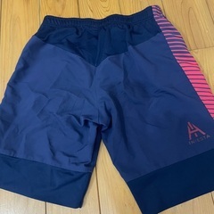 51.サッカー　短パン　サイズ150の画像