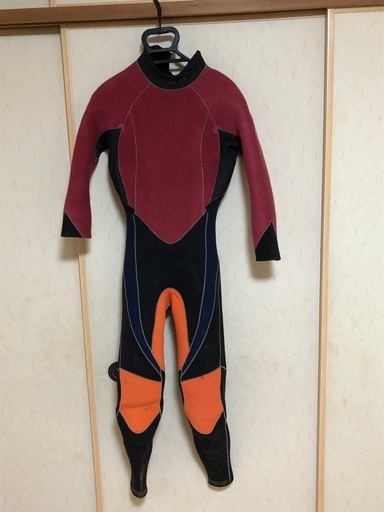 ウエットスーツ