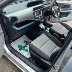 今週月曜日限定です【美品】TOYOTA アクア/H25/9万キロの画像