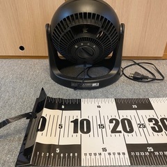 アイリスオーヤマ サーキュレーター 黒の画像