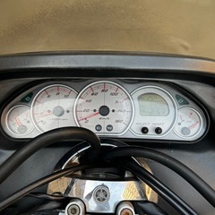 値下げ　マジェスティ250 白  乗って帰れます！の画像