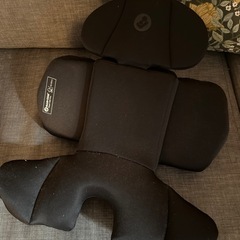 MAXI-COSI ブラック チャイルドシートの画像