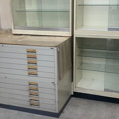 【無料でお譲りします】コクヨ製 A0サイズ対応 マップケース（10段／重量級）の画像