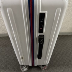 スーツケースの画像