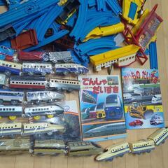 プラレール　トーマス　レール　電車　貨車　新幹線　まとめて　セットの画像