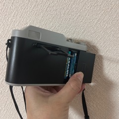 首かけカメラ型ハンディーファンの画像
