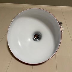 お譲りします:ペンダントライト　赤色
の画像