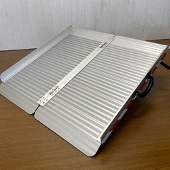 折りたたみ式アルミスロープ