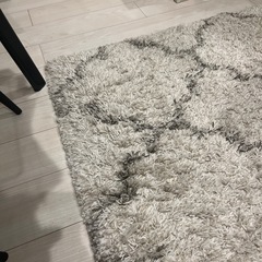 [受け渡し予定済]アイボリーラグの画像