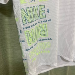 Tシャツ NIKE NIKE RUNNING ランニング ホワイト L サイズL 白メッシュ Tシャツ 半袖Tシャツの画像
