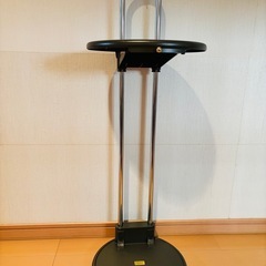 未使用　レトロな雰囲気が素敵　テレホンスタンド　(時計付き・取り外し可)の画像