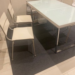 ダイニングテーブル　おまけ（椅子4点）の画像