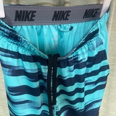 Nike Dri-FIT ボーダーパンツ サイズL  ナイキ NIKE ハーフパンツ ショートパンツ　グリーン　緑　ネイビーの画像