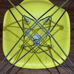 正規品　VITRA ヴィンテージ　美品　2004 イームズ　Eames サイドシェルチェア　イエロー 　の画像