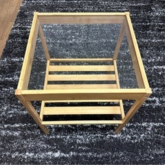 サイドテーブル