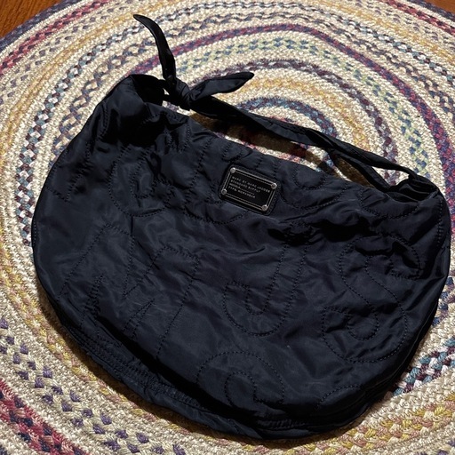 MARC JACOBS 肩掛けバッグ ショルダーバッグ | マーク ジェイコブス 公式