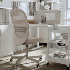 IKEA フリンタン　ベージュ　デスクチェアの画像
