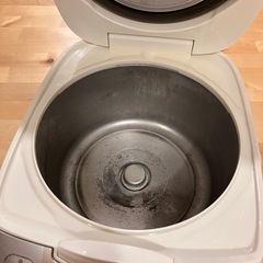 【お譲りします】タイガー・マイコン炊飯ジャー(5.5合)／炊飯器の画像