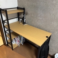 ※価格更新【美品・パソコンデスク＆椅子】シンプルで使いやすい！在...