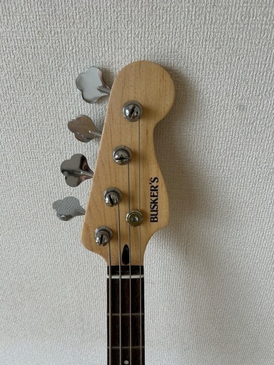 ベース