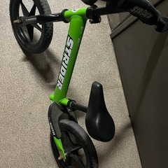 ストライダー　自転車の画像