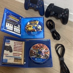 PS4＋コントローラー2台＋人気ソフト2本／即遊べるセットの画像