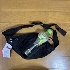 〈未使用〉値札タグ付き ランニングボトルポーチの画像