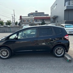 R7/8/24まで車検付！ホンダフィットの画像