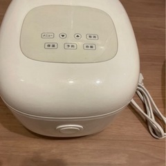炊飯器　3.5合　ホワイトの画像