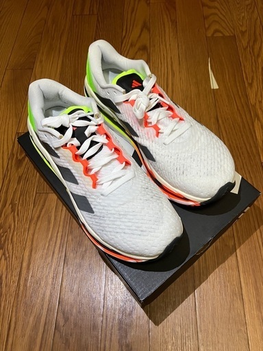 adidasランニングシューズ上位モデル即お届け仙台駅